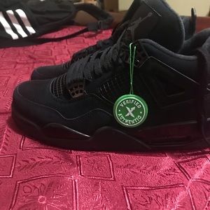 Jordan 4 Retro Black Cat